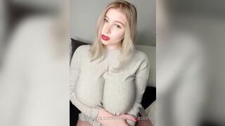 missparaskeva shaking tits